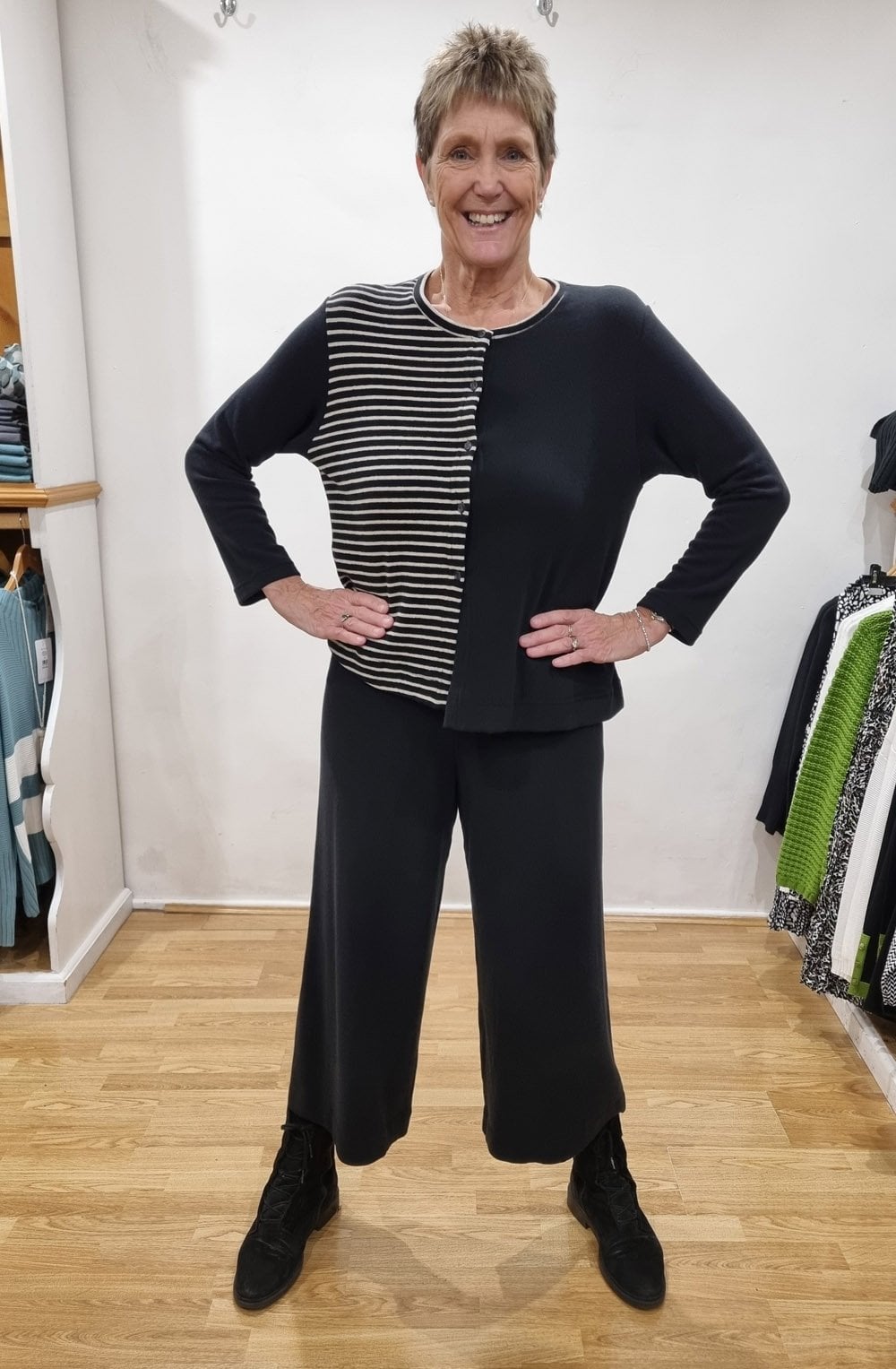 Polpa Nero Black and cream Asymmetric Cardigan