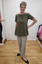 Preciso Q Alga Green Checked Trousers