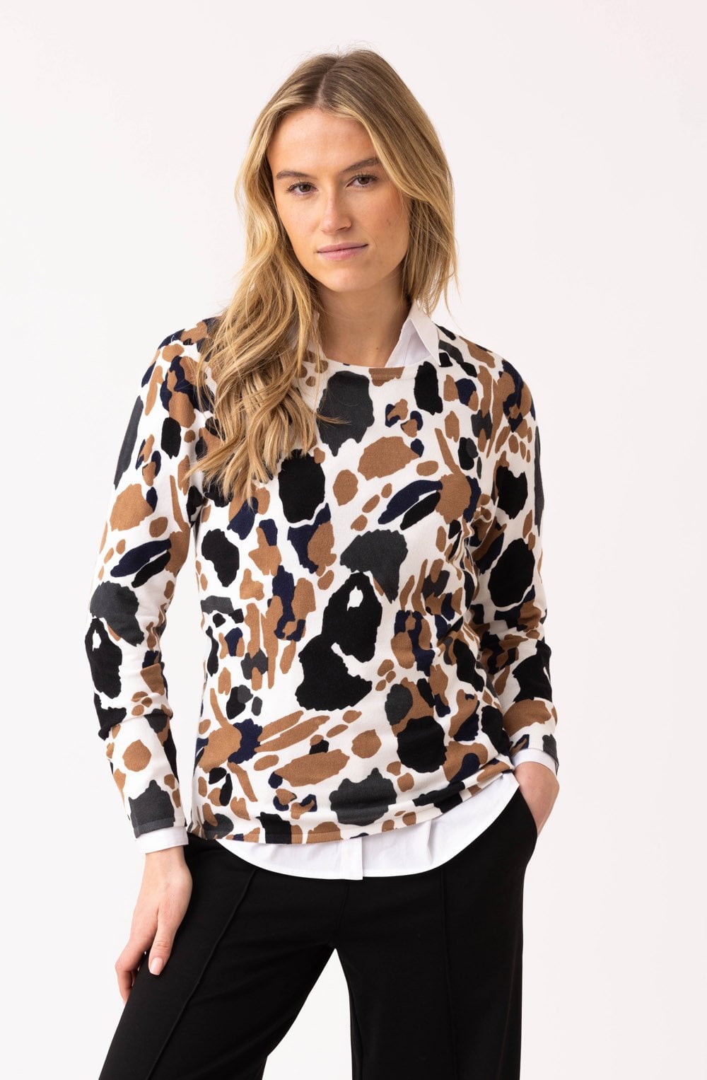 Black and Tobacco Abstract Print Jumper