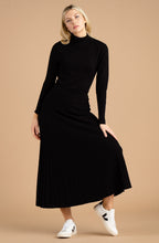 Black Knitted Pleated Midi Skirt