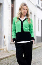 Green and Black V Neck Fitted Jumper