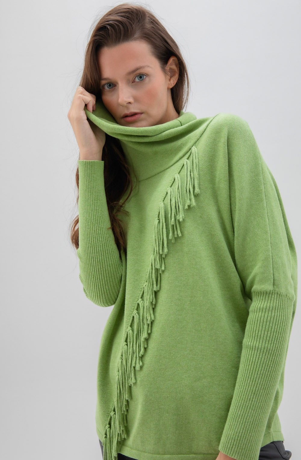 Green Tassel Detailed Jumper