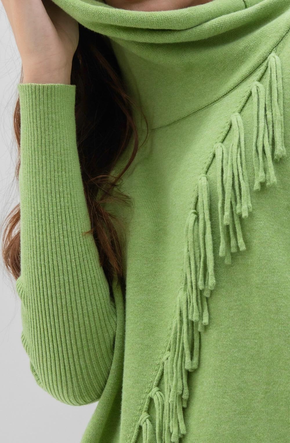 Green Tassel Detailed Jumper