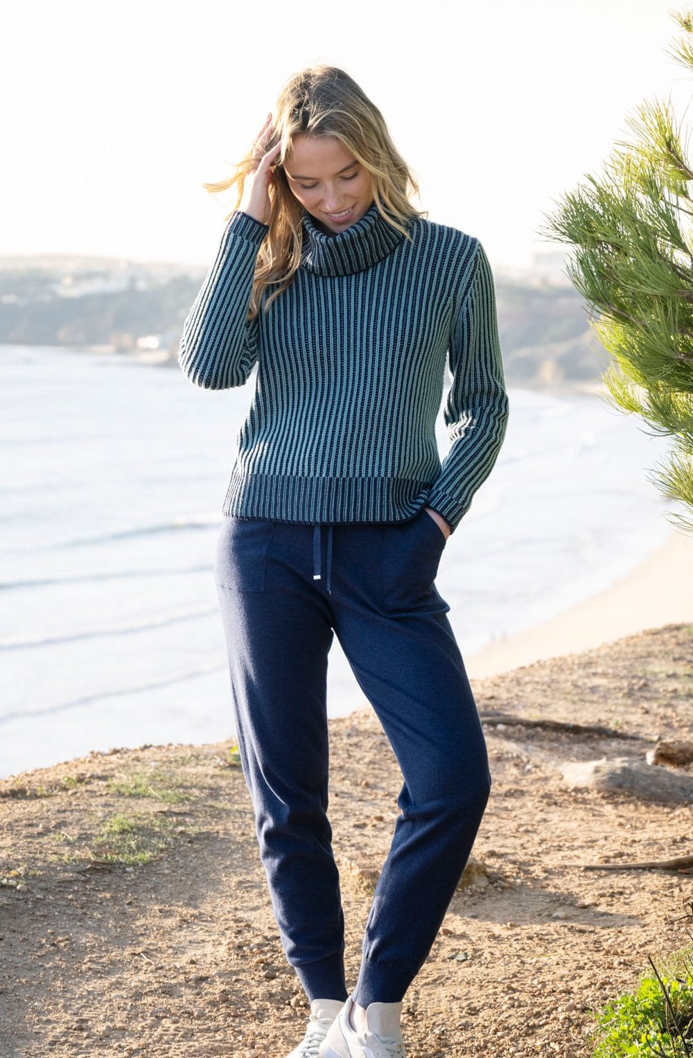 Navy Fine Knit Jogger Style Trouser