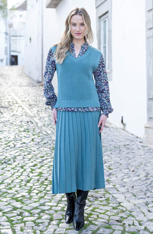 Relaxed Sea Foam Knitted Cotton Vest