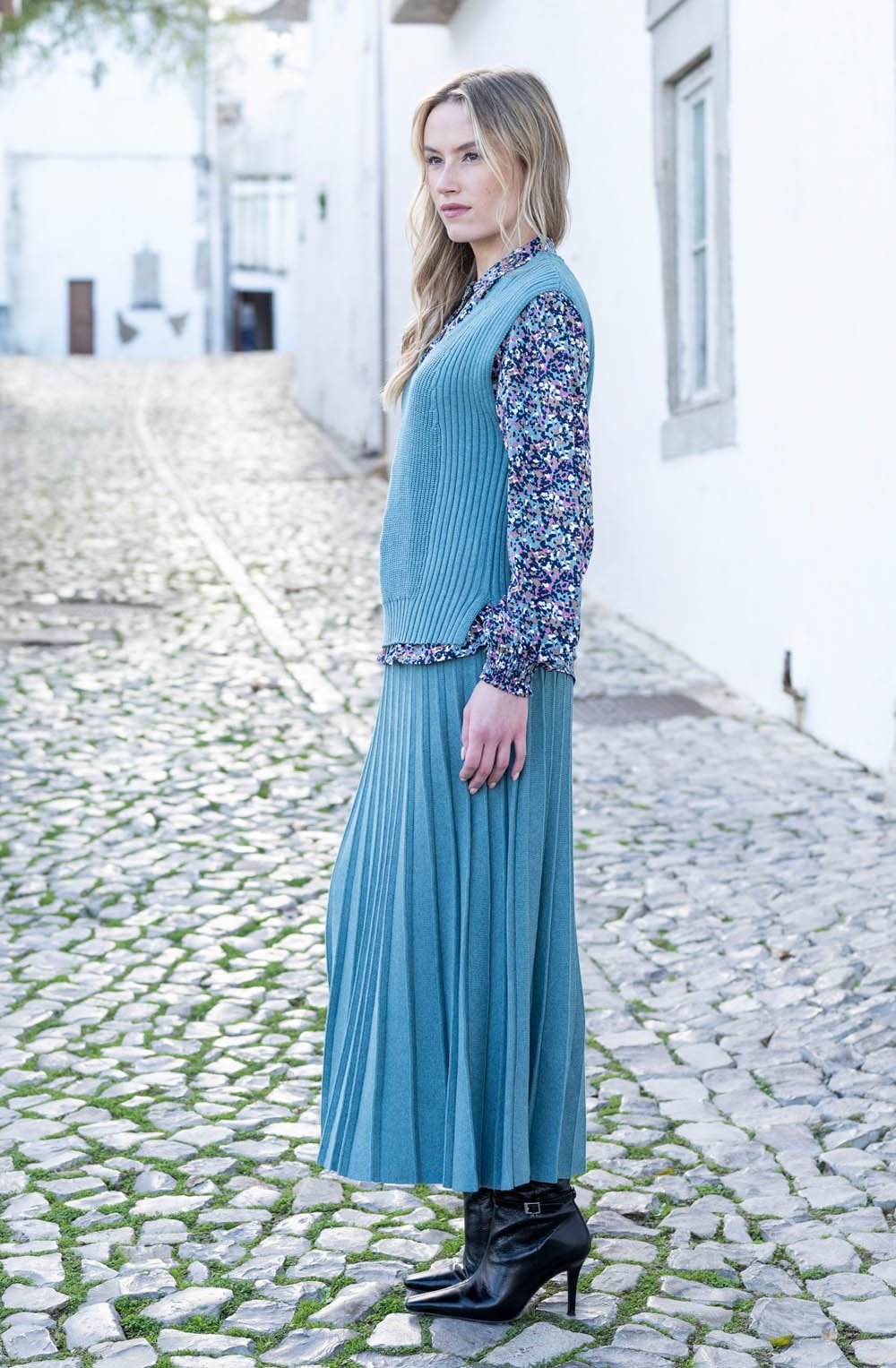 Relaxed Sea Foam Knitted Cotton Vest