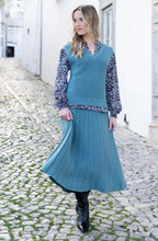 Relaxed Sea Foam Knitted Cotton Vest