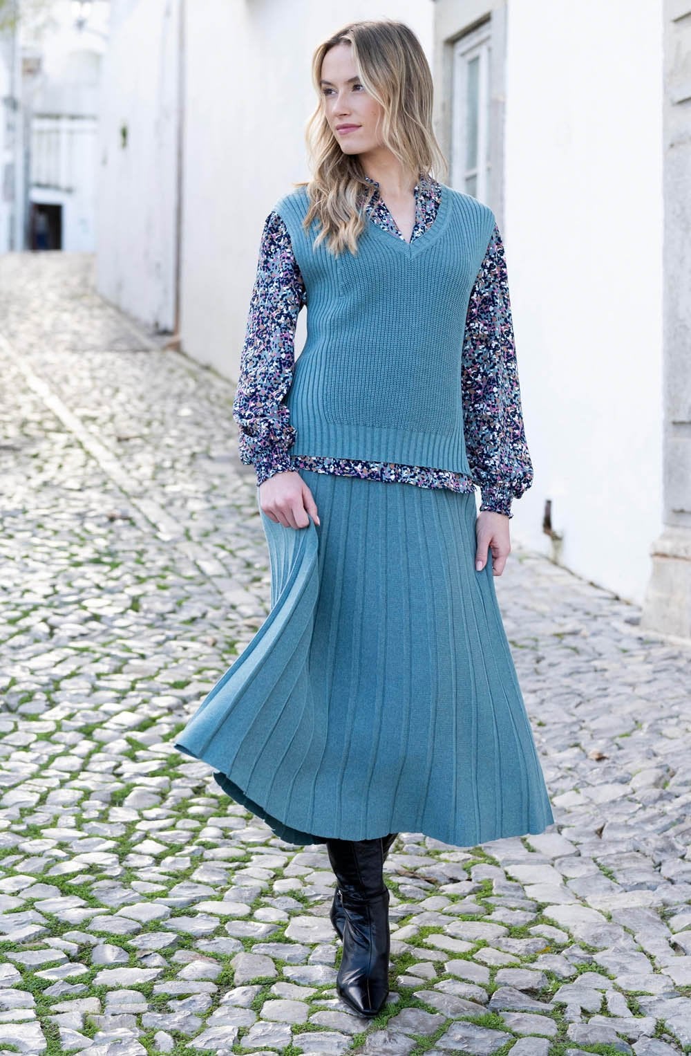 Relaxed Sea Foam Knitted Cotton Vest