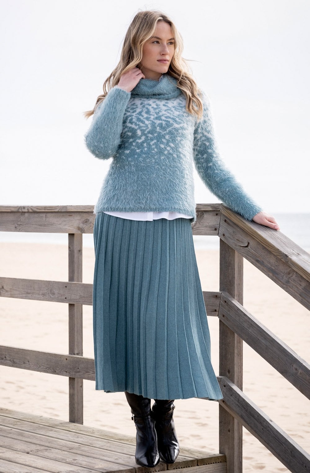 Sea Foam and White Feather Yarn Cowl Neck Jumper