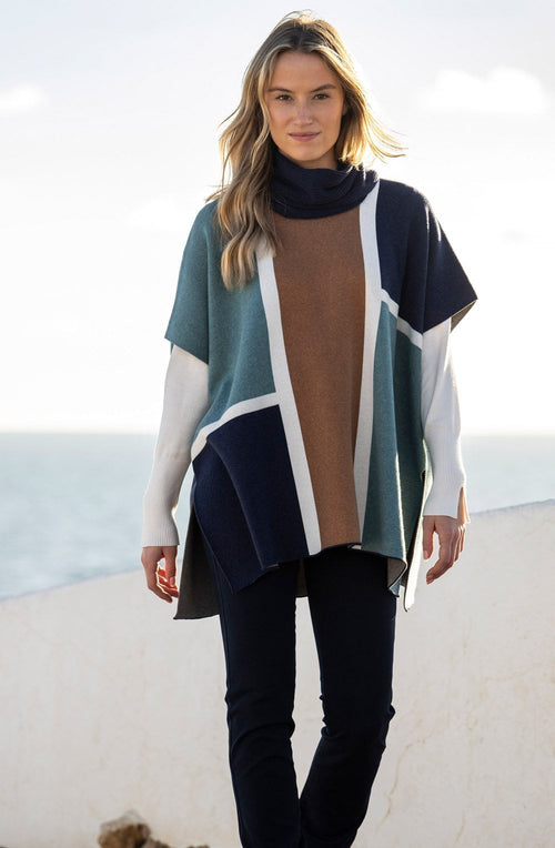 Sea Foam Poncho with Removable Snood