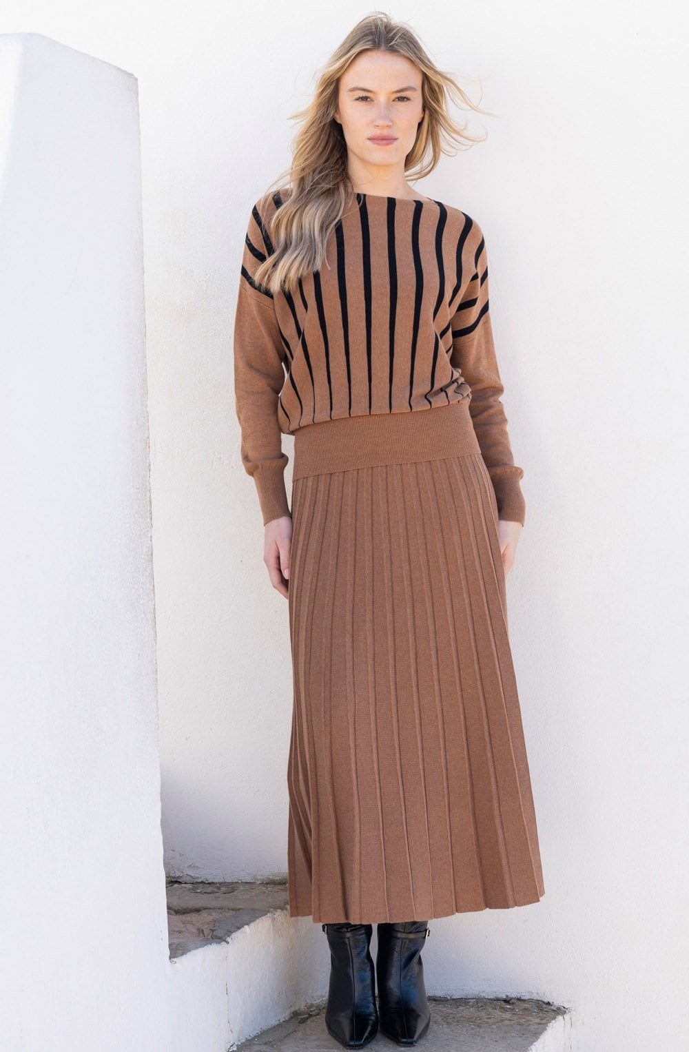 Tobacco and Black Batwing Tapered Jumper