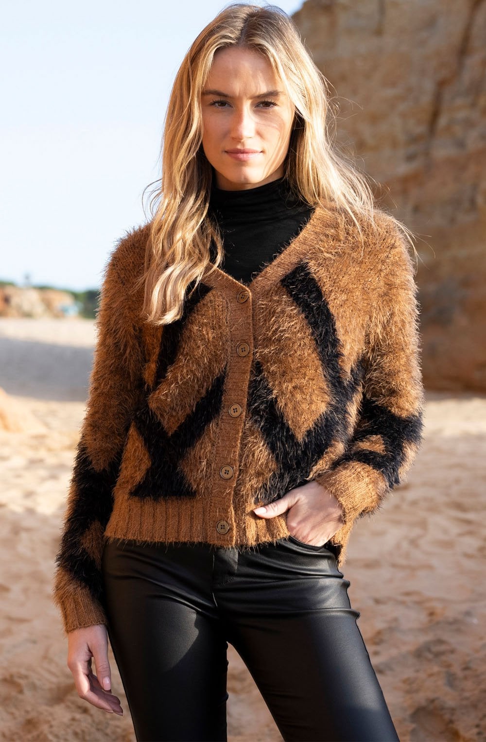 Tobacco Feather Yarn Reversible Cardigan