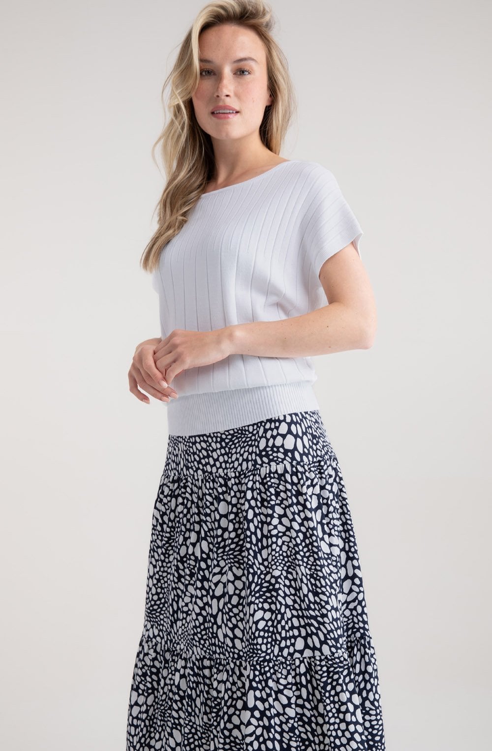 White Fitted Hem Ribbed Jumper