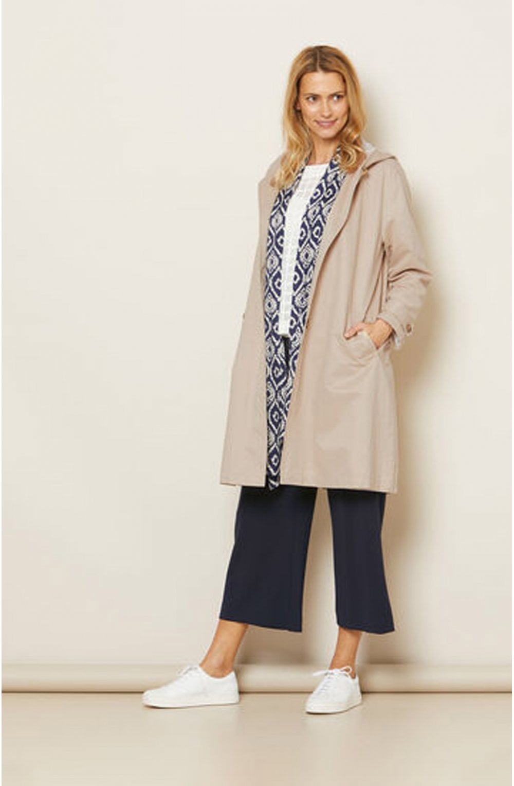 Along Blue Graphic Print Scarf