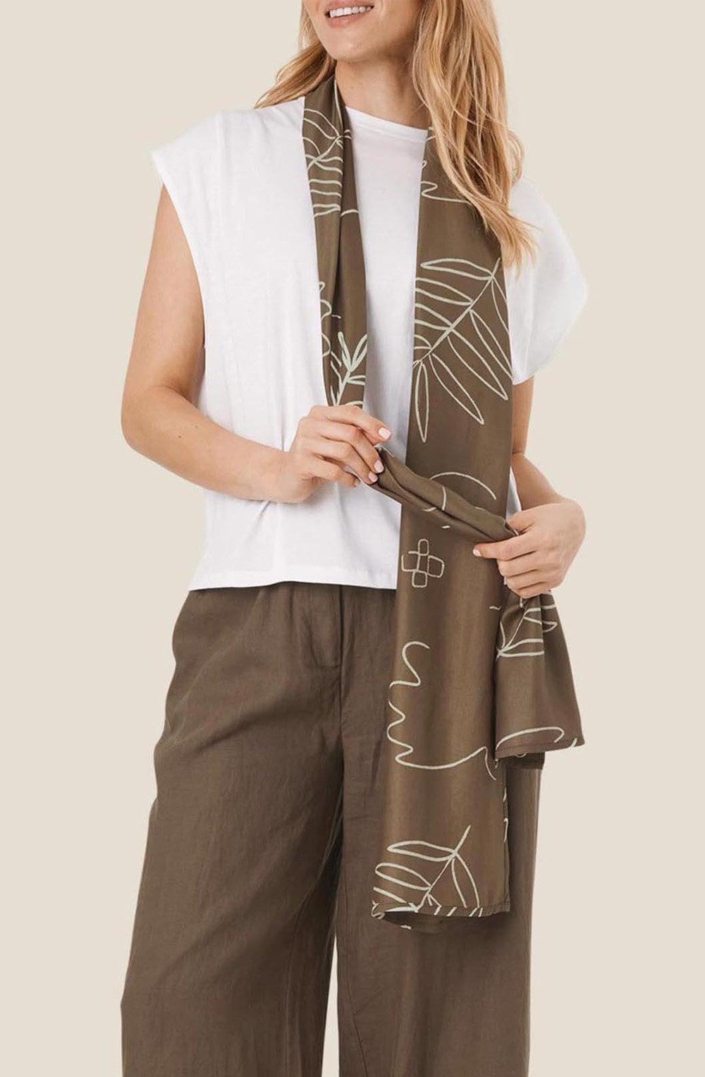 Along Crocodile Abstract Print Scarf