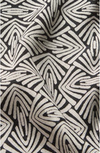 Along Geometric Print Scarf