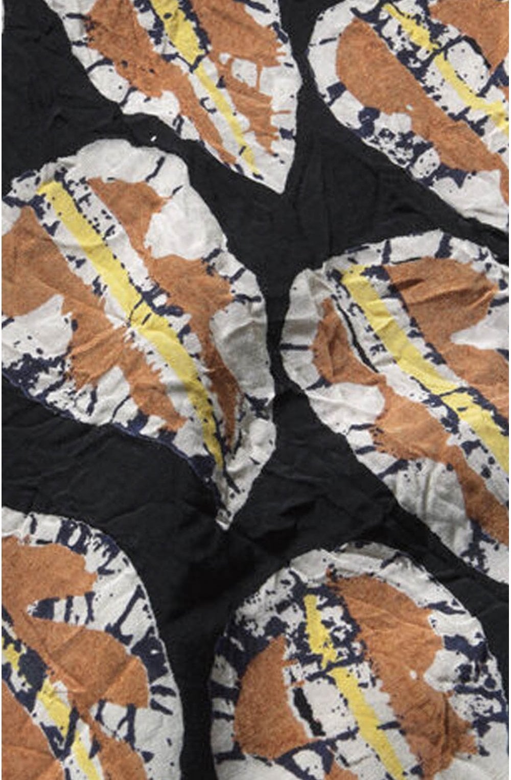 Along Leaf Print Scarf