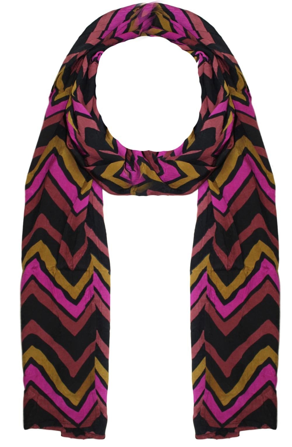Along zig zag Scarf