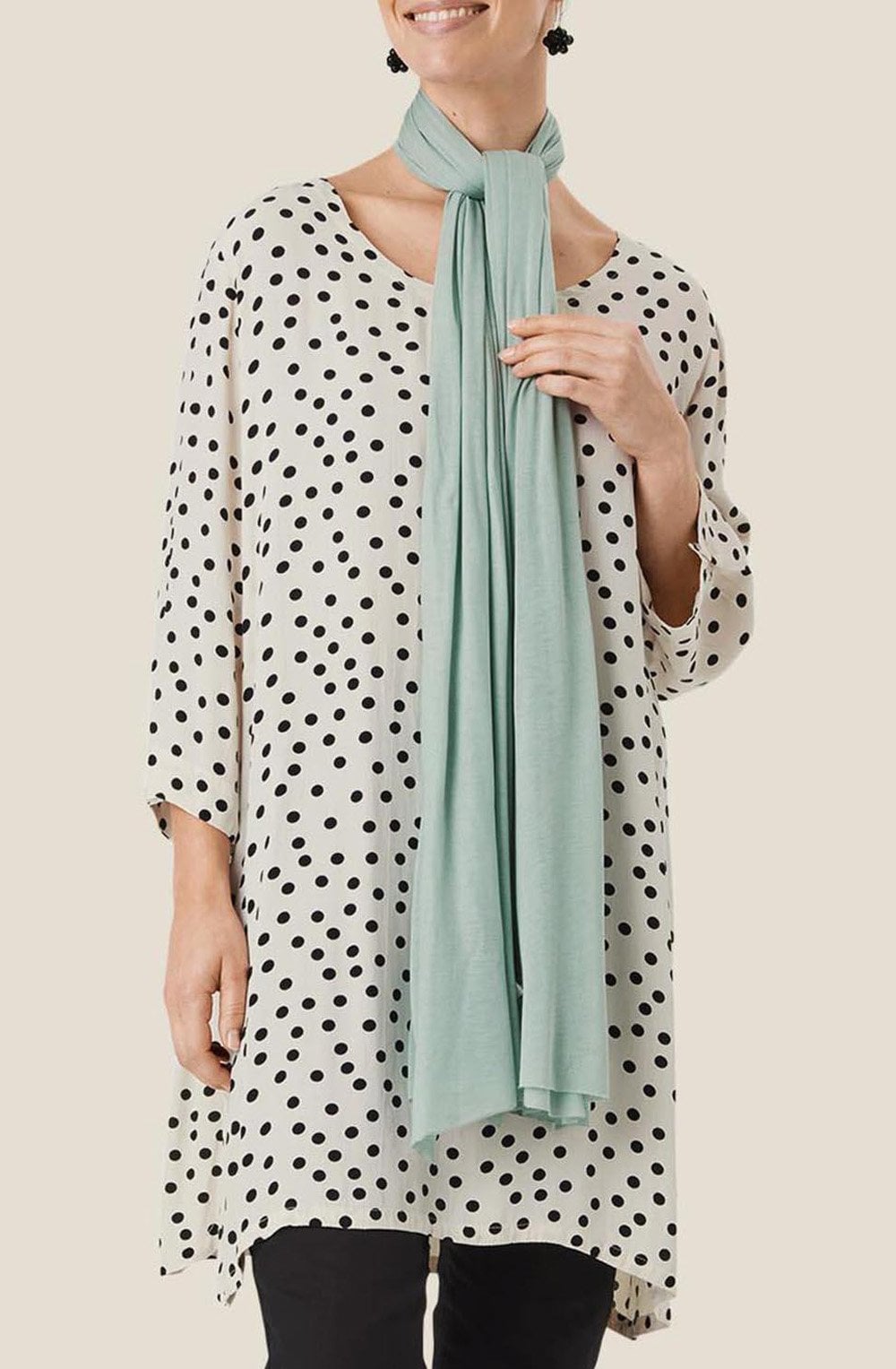 Amega Jadeite Scarf