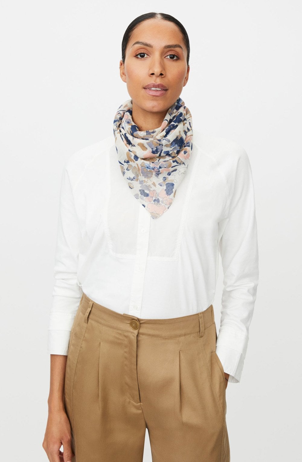 Aselora Fog Floral Cotton Scarf