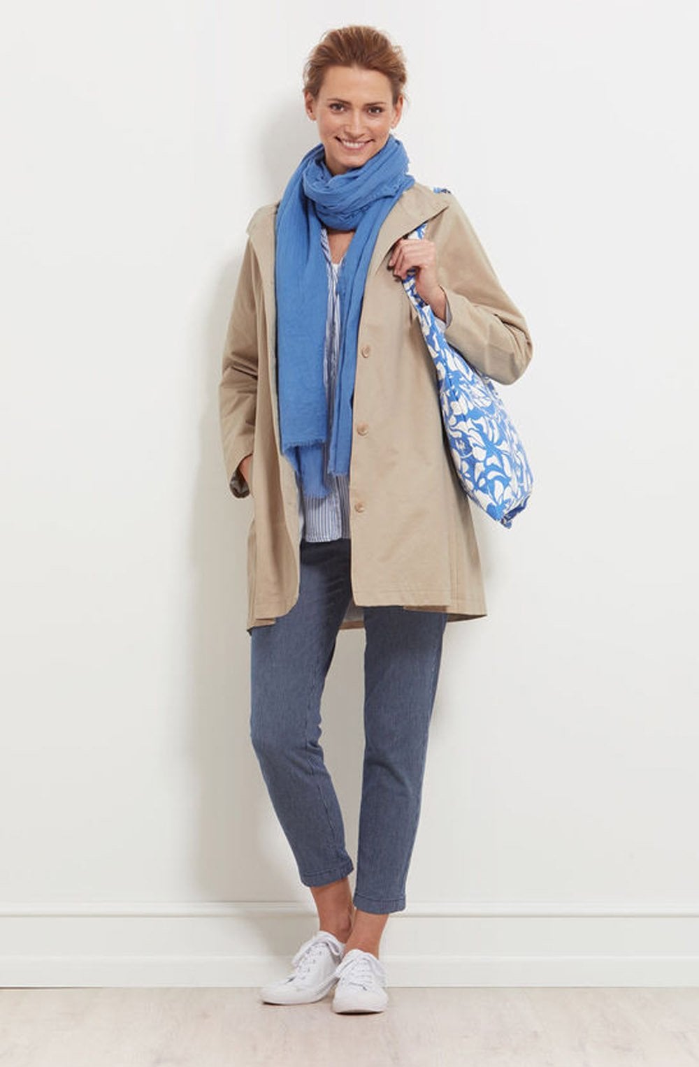 Ava Porcelain Blue Scarf