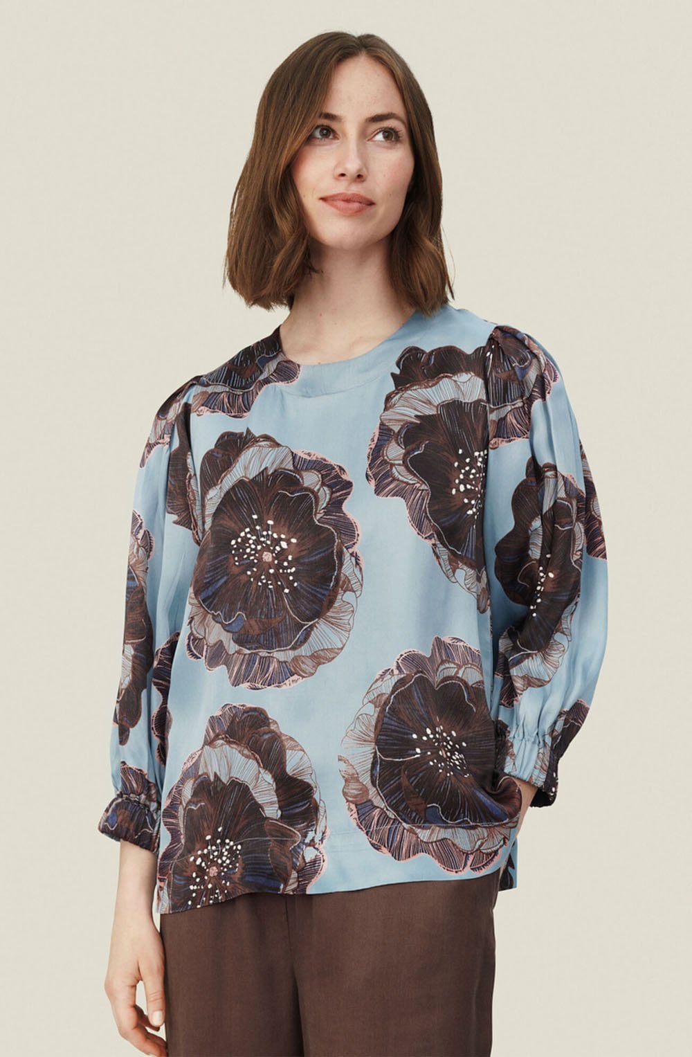 Brisa Faded Denim Floral Top