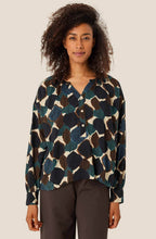 Chipmunk Leaf Print Dolma Cuffed Blouse