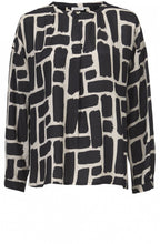 Dana Black & Cream Bold Print Top