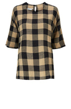 Degana Oversize Checked Top