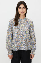 Dionelle Placid Blue Floral Blouse