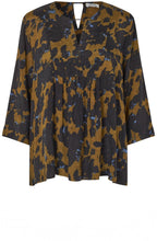 Durion Breen Silk Touch V Neck Blouse