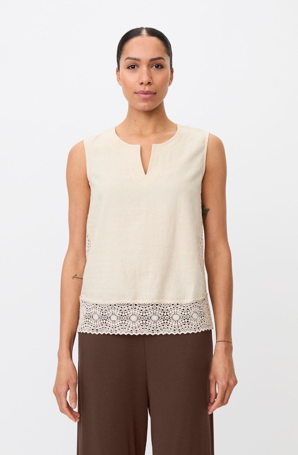 Elmiliana Fog Crochet Panelled Top