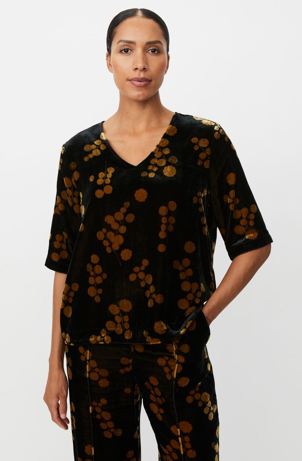 Estela Black and Gold Velvet V neck Blouse