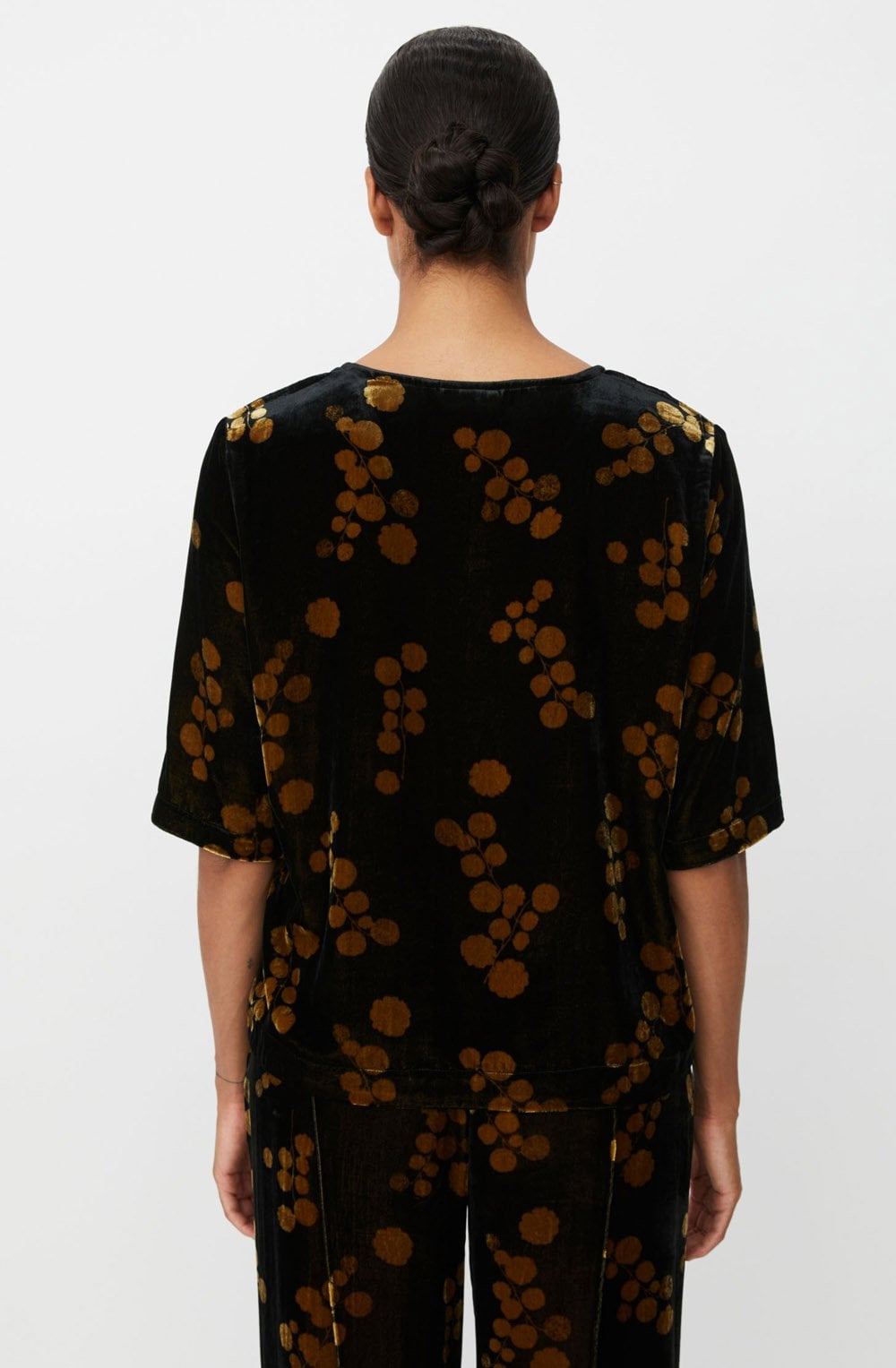 Estela Black and Gold Velvet V neck Blouse