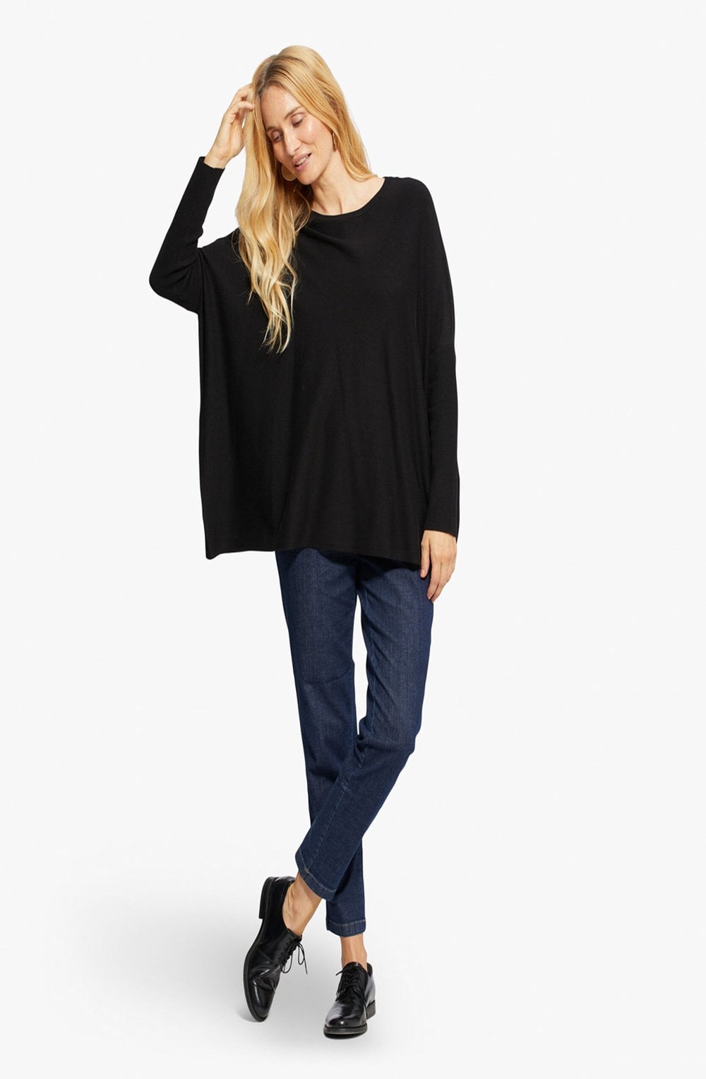 Fanasi Black Thin Knit Jumper