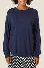 Febe Navy Jumper