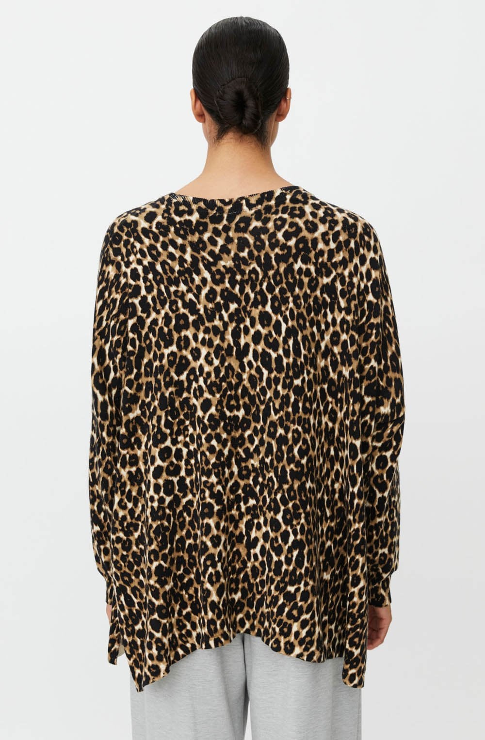 Felluci Incense Animal Print Oversized Jumper