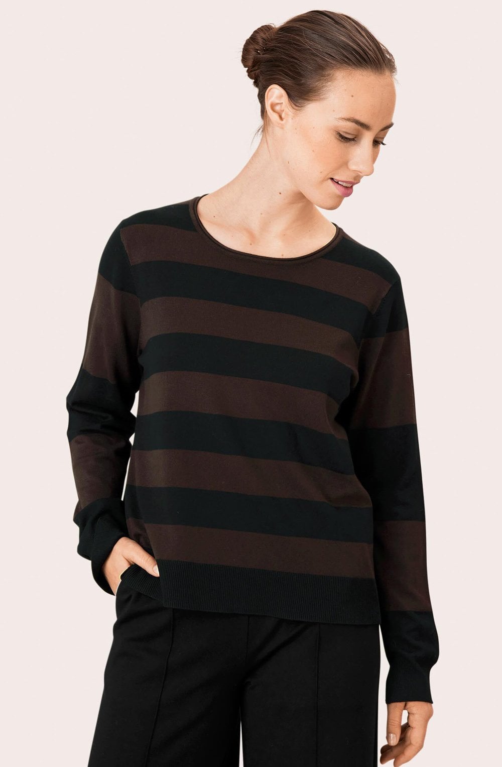 Filina Coffee Black Jumper