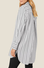 Gitty Oversized Shirt Style Tunic