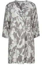 Gituja Grey & White Floral Tunic