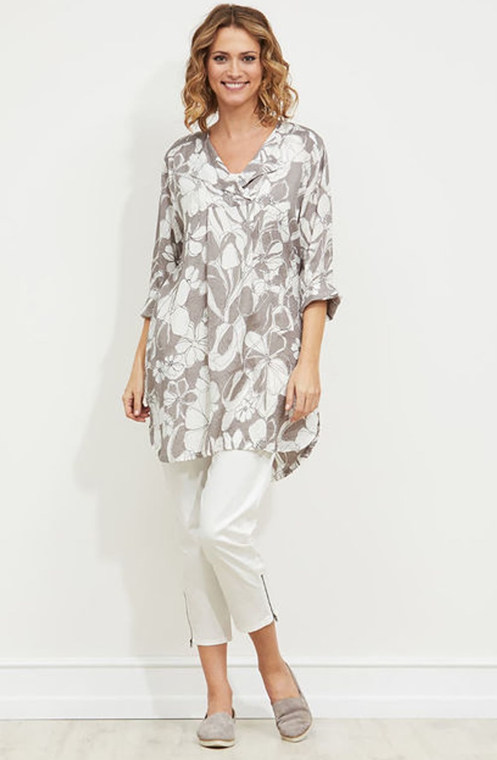 Gituja Grey & White Floral Tunic