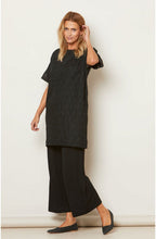 Glotus Black Zig Zag Tunic