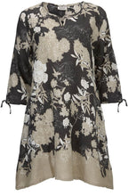 Gwenta Floral Print Tunic