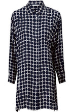 Ilta Navy Bold Print Shirt