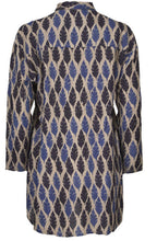 Iratma Feather Print Blouse