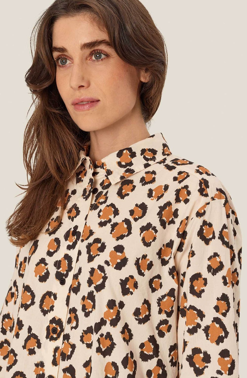 Irisemba Cashew Animal Print Shirt