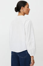 Isendre White Ruffle and Crinkled Shirt