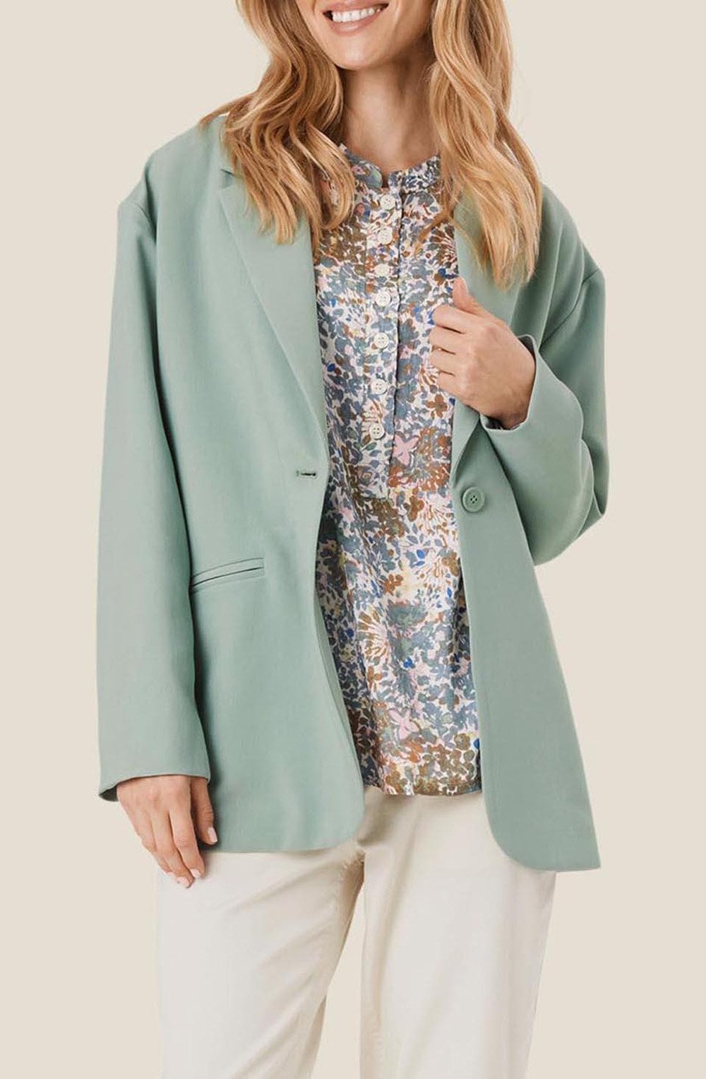 Jeanette Jadeite Relaxed Blazer
