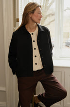 Jettina Black Shirt Jacket