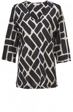 Kaisa Black & Cream Bold Print Top